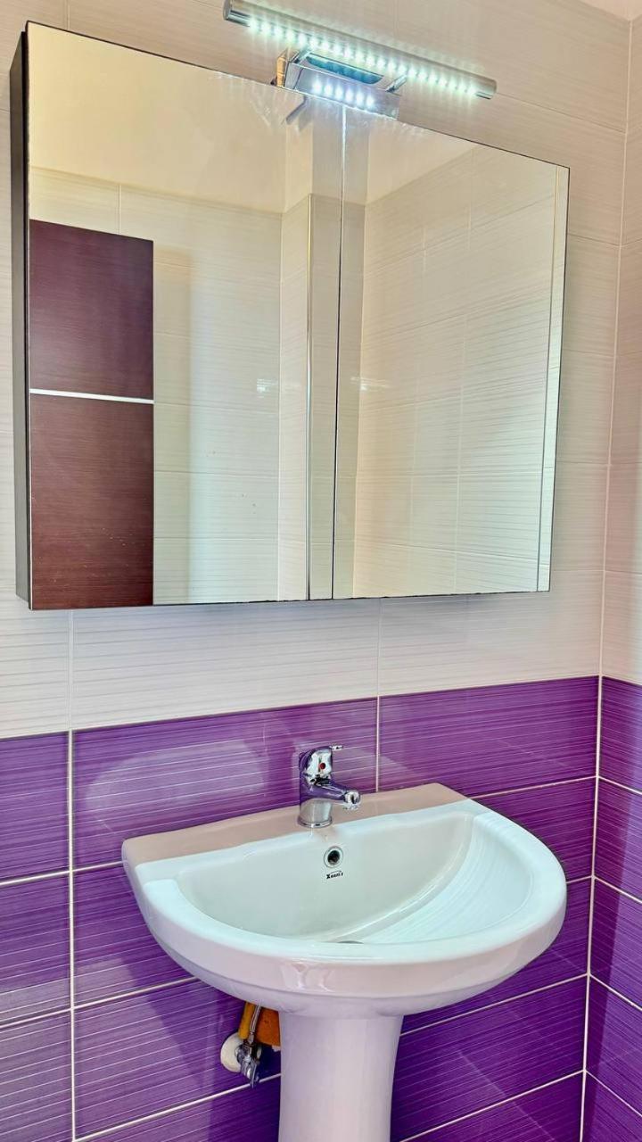 Viola Sea View Penthouse Lägenhet Sarandë Exteriör bild