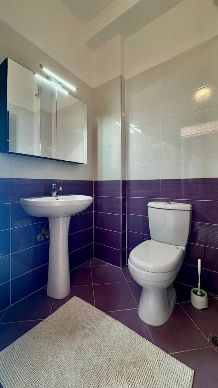 Viola Sea View Penthouse Lägenhet Sarandë Exteriör bild