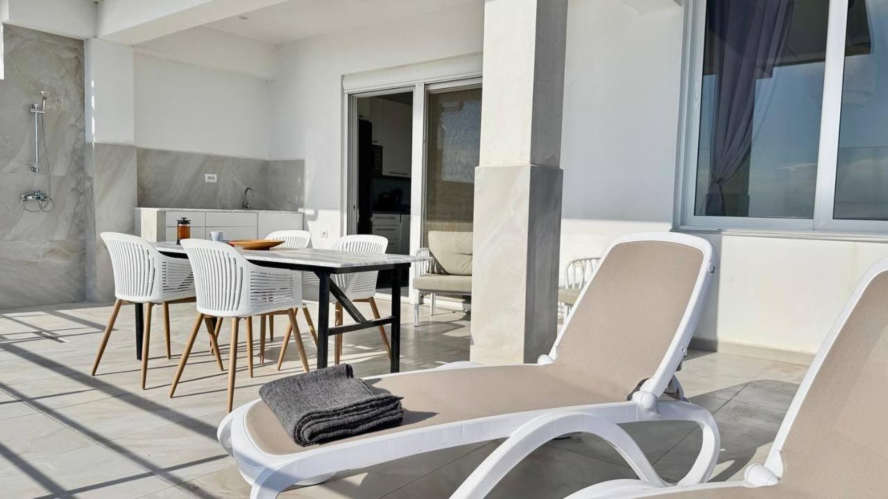 Viola Sea View Penthouse Lägenhet Sarandë Exteriör bild